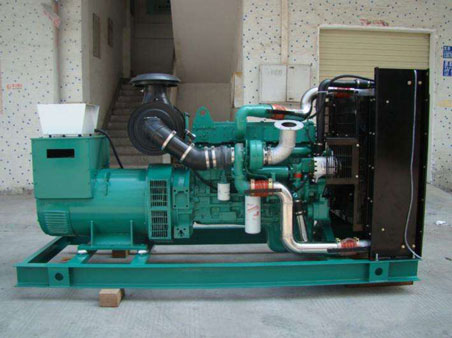 夹江1100kw康明斯柴油发电机组图片 夹江1100kw康明斯柴油发电机组图片